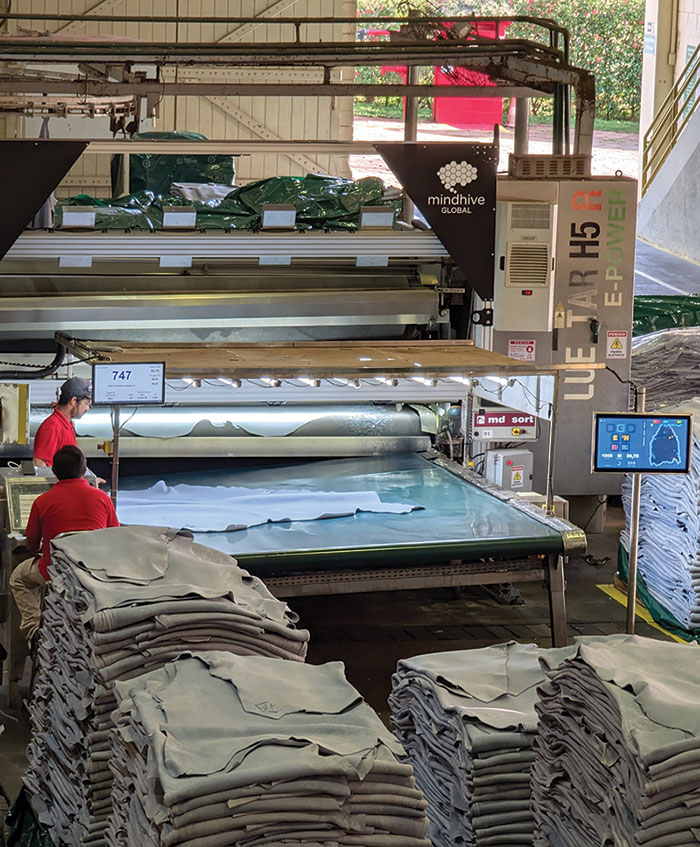 Mindhive BlueSelect™ system grading wet-blue hides at full line speed on a JBS Couros production line in Brazil